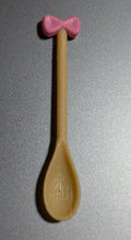 Wooden spoon w/pink bow