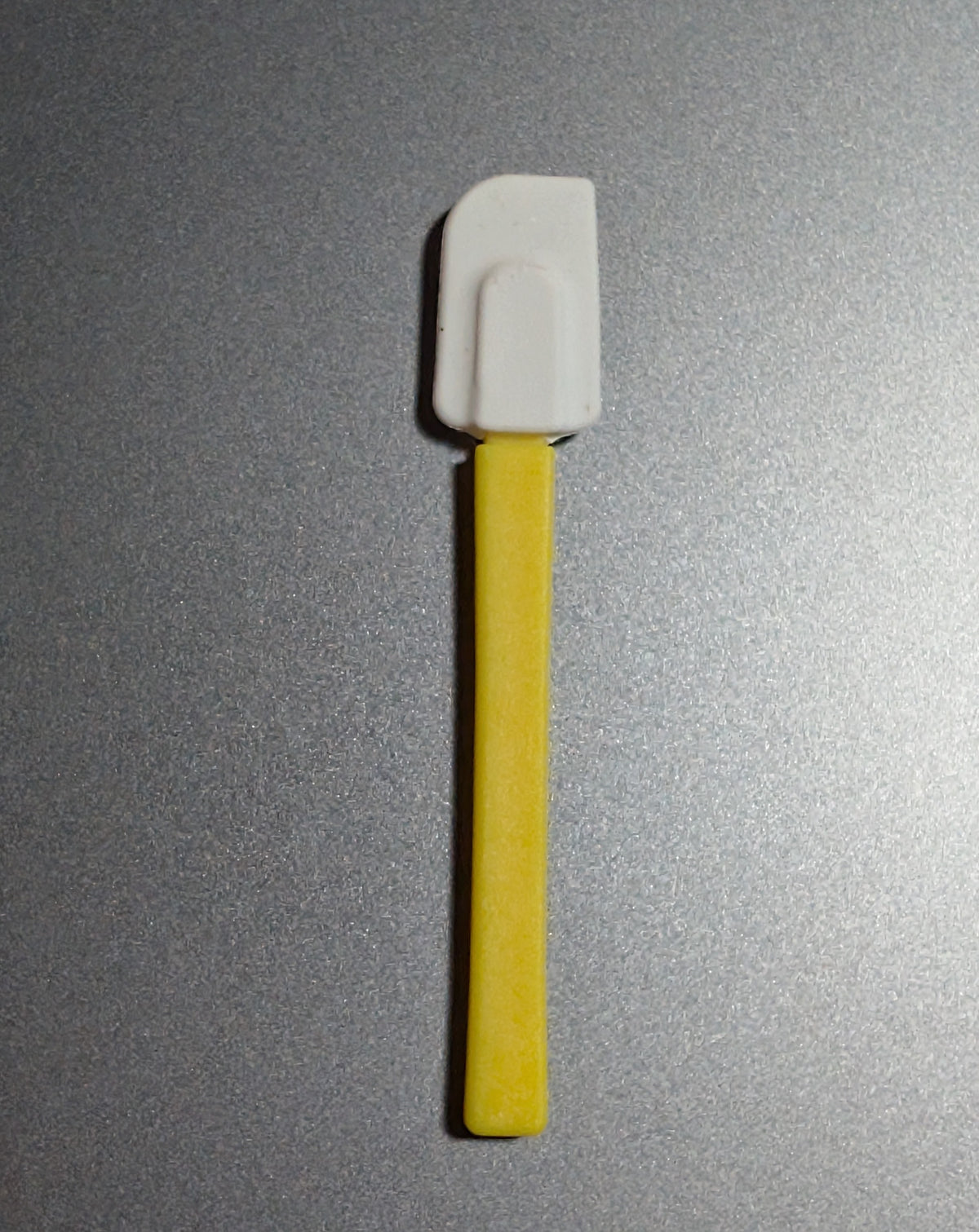 Rubber Spatula (Yellow)