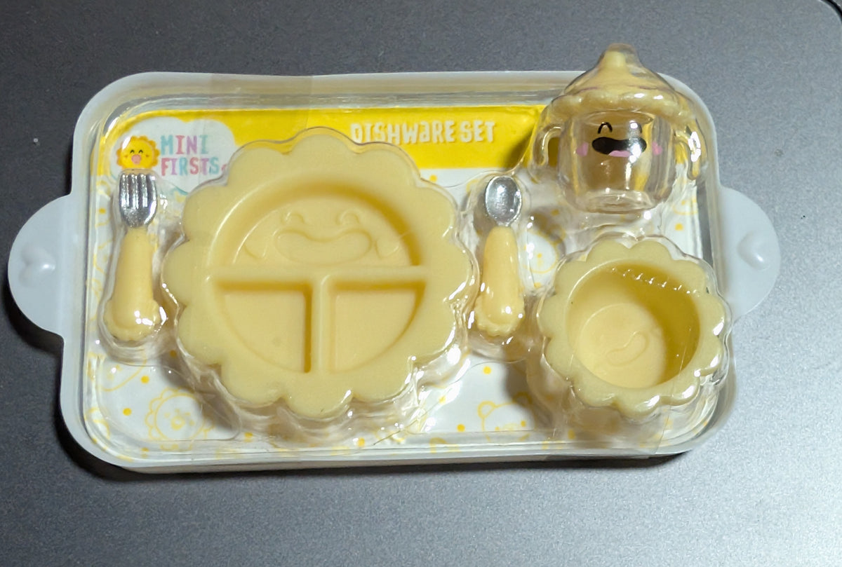 Yellow sun dish set