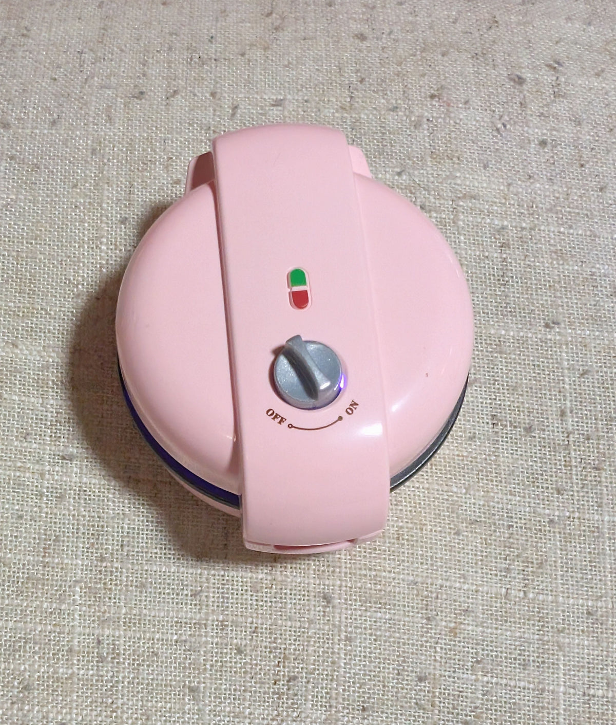 Magic kitchen waffle maker