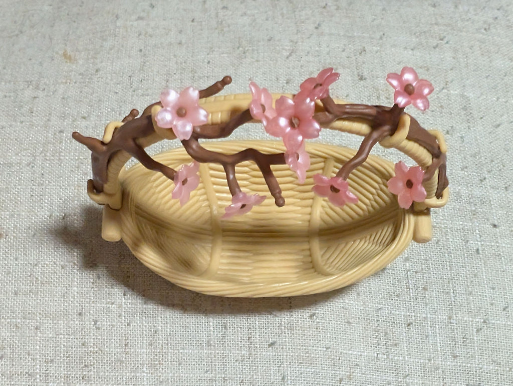 Wicker baby basket